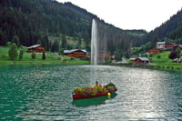 Lac de Vonne et pistes à  Châtel e