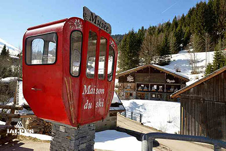 Cabine de la Maison du ski, La Clusaz